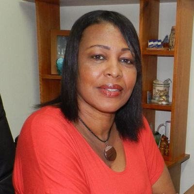 Secretaria General y
Directora Nacional de la Secretaría de la Mujer de @Sintrainagro. 
Miembro del Comité Mundial de la UITA @Rel_UITA
Coordinadora de @Colsiba