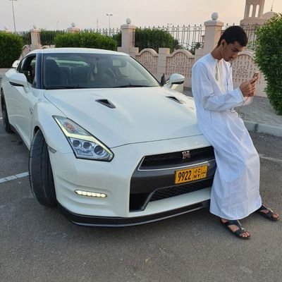I'm a car lover and I have passion for the cars since when I was kid... I'm also expert in that... and I'm university student