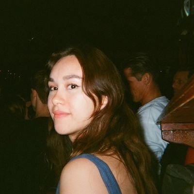 LucyKlemperer's profile picture. Happy go lucky