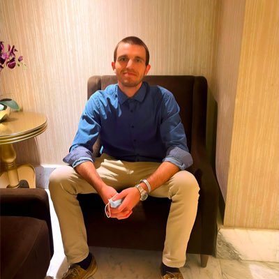 Olliethesnowman's profile picture. Family & Friends over everything!      -Chicago Bears Football Fan-