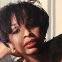 Rosalyne (@rasfraz) 's Twitter Profile