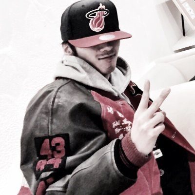 tkhsytsx's profile picture. 直感型フロントエンドエンジニア
ReactNative, typescript, Next.js etc...