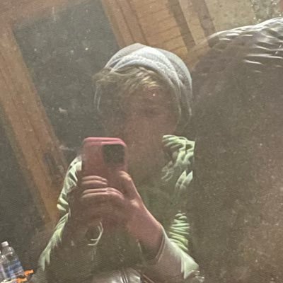 shoopdawoooop's profile picture. gay