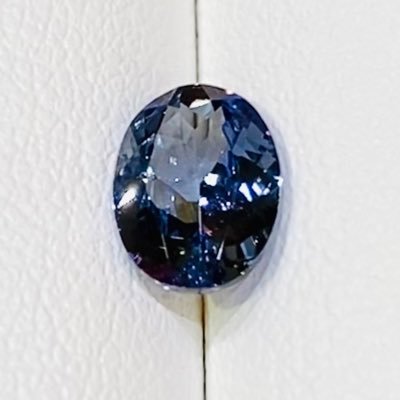宝石好きです パライバ ダイヤ スフェーン タンザナイト等、、鑑賞用以外はジュエリーにする事を決めているアカウント