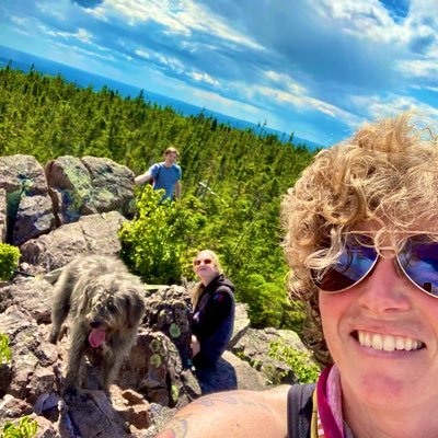Tree lover 🌲🥾hockey mom to 2 great kids 🥅#31🏒 #24 and 4 legged rescues 🐕🦺🐈⬛🐈