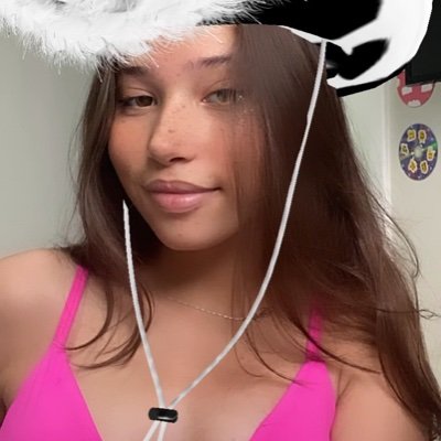 cindy94955026's profile picture. “what if we rewrite the stars?”