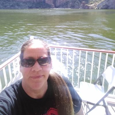 Klove90567's profile picture. Arizona, far right AF!
Not looking for love, or free shit.   
I cuss alot,don't follow me if your easily offended,or half naked showing your vachina