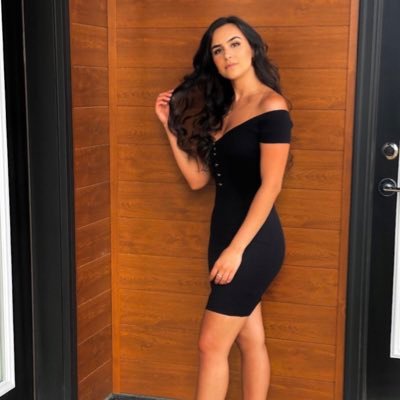 Heidi_711's profile picture. If God is all you have, you have all you need. † 🇮🇶