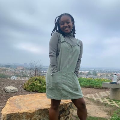 JasiaJemay's profile picture. She/Her/Hers | LMU ‘22 🦁| MURAP ‘21 | Psychology student + Part-Time Chef 👩🏾‍🍳