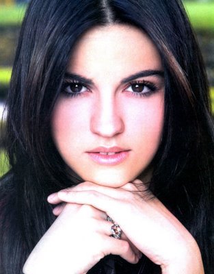 Te amo maite me siento muy feliz de ser tu fans siempre te apoyare en todo y sere tu fan hasta la merte tkierooooooo 333