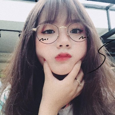 dahuongoithay's profile picture. Dạ thưa cô gái xứ Huế
