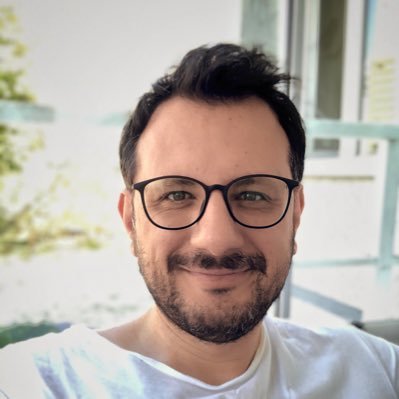 bakikaradeniz's profile picture. Just a human.