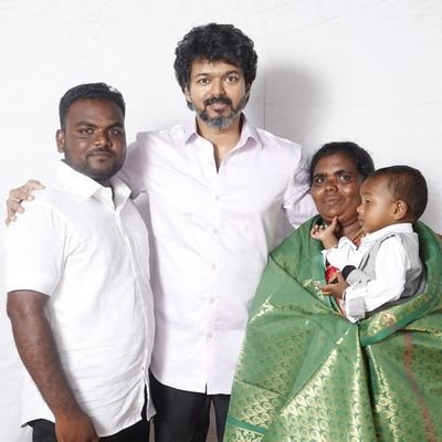 தமிழக வெற்றி கழகம்  காஞ்சிபுரம் மேற்கு மாவட்ட இளைஞரணி பொருளாளர்.. 

Cell:9994514300
