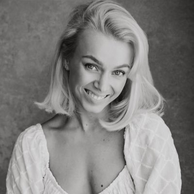 (Abigayle Honeywill/Benton) Currently cover Goldie in Goldilocks @brumhippodrome Recently cover Narrator in @josephmusical🌈 Rep’d @gavbarkassoc