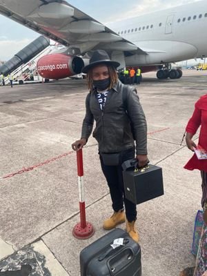 DJ PAT artiste musicien congolais né dans une famille de 8 enfants il est le dernier de sa https://t.co/lYuROrBNiN est gradué en informatique