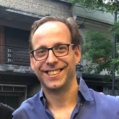 aleaparasol22's profile picture. Considero que soy una persona responsable, sociable y colaboradora. Me gusta trabajar en un clima de armonía y soy hincha de Lanús.