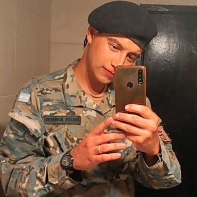 joutinho_guy's profile picture. Soy como el cable de la plancha.
Parece piola pero es un forro