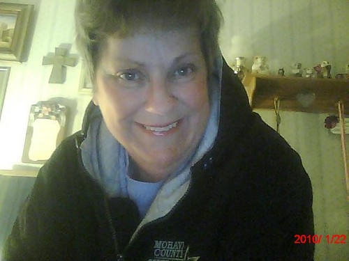 I am a retired 911 dispatcher and now spend my time caring for my parents and trying to learn about gardening and social media.