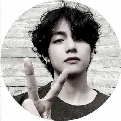 유앤뷔(Yoo&V)𝙇𝙖𝙮𝙤𝙫𝙚𝙧さんのプロフィール画像