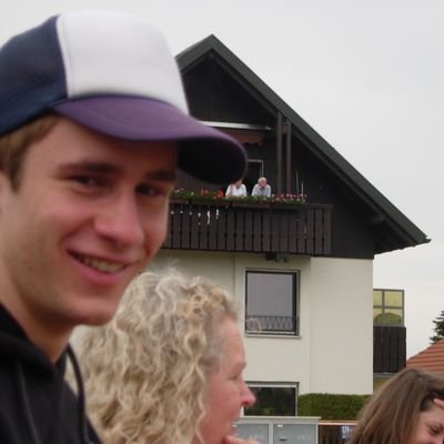 Jonnsta's profile picture. This is just a waste of everyone's time
🔰