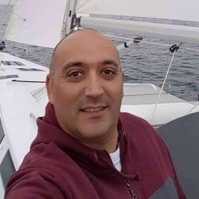 I'm a pilot,I am a very simple person with lots of love and I love a woman with sense of humor, I love to live life to the fullest with my partner.