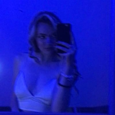 19 ans saint-o / Hardstyle hardcore / Skateuse débutante regular/