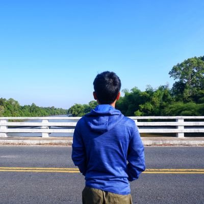 BeelintBilly's profile picture. 