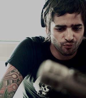 Fresnético, Paramaníaco, Oliver Sykes, Avril Lavigne, e tudo que há de bom.
