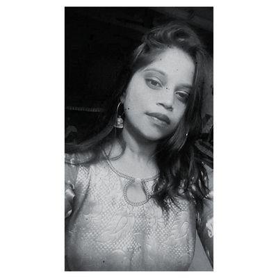 HandeSaee's profile picture. just expecting 🥂