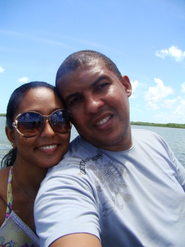 Professor de Educação Física - Agente de Viagens - Guia de Turismo - Torcedor do Bahia, Casado com Adriana Cerqueira.