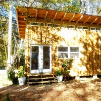 Tiny House at Knotty Pine (@conolagrill) 's Twitter Profile
