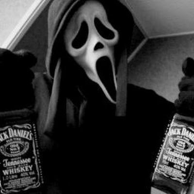 r_tnkh's profile picture. 