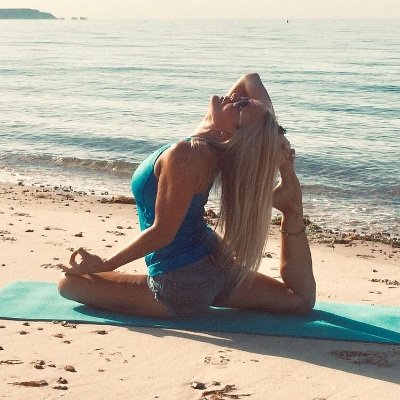 lucys__sky's profile picture. The moment you except yourself you become beautiful ✨Be kind ✨