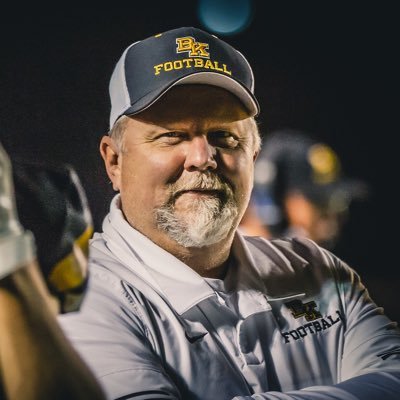 🏈 Defensive Coordinator -JV | 🏃🏻‍♂️🏃‍♀️ Track relay Coach | Bishop Kelly HS | Trial Lawyer