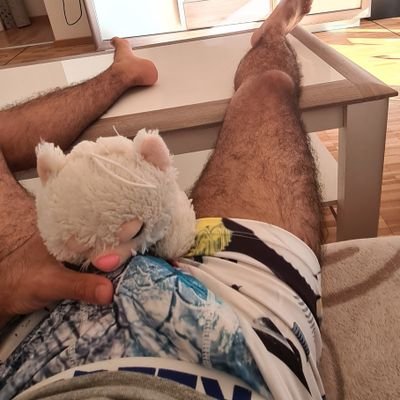 Rafael25392's profile picture. 🇩🇪based in Berlin, polyvalent looking for kinkysdate: ➕feet session: lecking, trampling... ➕Riding like a horse ➕Deepthroat…