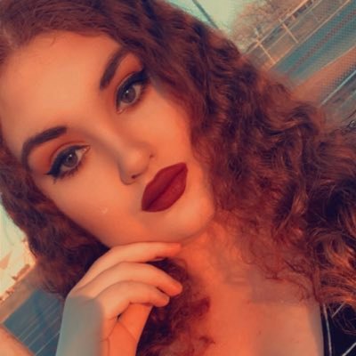Allycat_Swartz's profile picture. She/Her | 22 | University of Cincinnati Psychology ‘22 | Artist | Writer | Musician