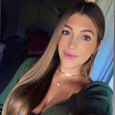 perdomoojenny's profile picture. 