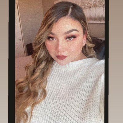 desireexandria's profile picture. 