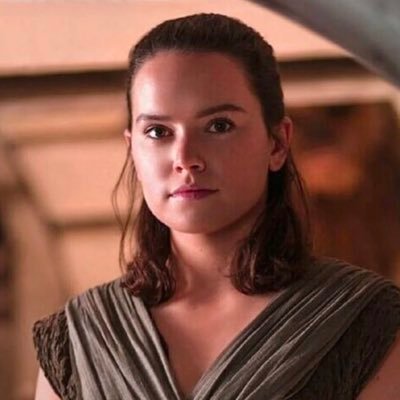safe place for those who love this scrappy lil scavenger-turned-jedi :) ♡ dm anything you want posted!
