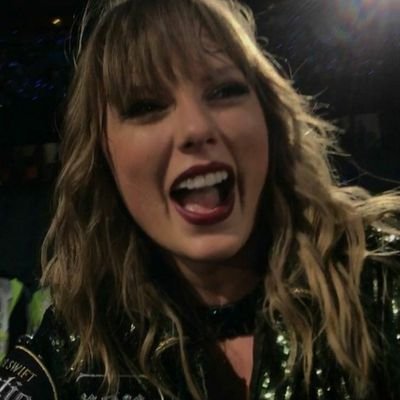 tylrswftlol's profile picture. hi