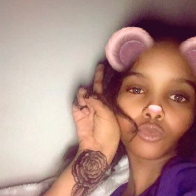 Iyaanxx's profile picture. I don't care to know you bitches.