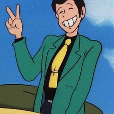 am_eev's profile picture. 