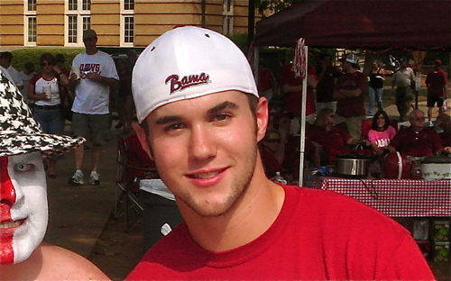 McGinnis_Smith's profile picture. Add a bio to your profile . . . or not.