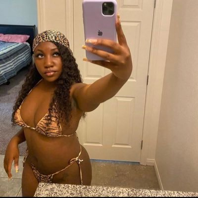 trixxx2x's profile picture. Hacked At 5K ☹️ DM for meetups , FaceTimes ❤️💦 I’ll make your wildest dream come true ☺️ What’s your fantasy baby ? 👀