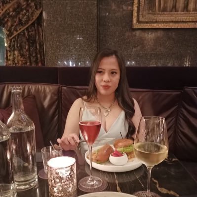 omgqianyu's profile picture. Crazy bitch