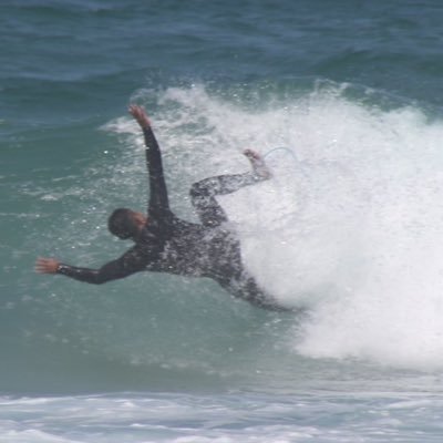 サーフィン🏄‍♂️ボクシング🥊格闘技🔥が好きなおじさんです。たまに筋トレしてます🇯🇵東京都出身🇦🇺NSW州在住/無言フォローすみません🙇🏾‍♂