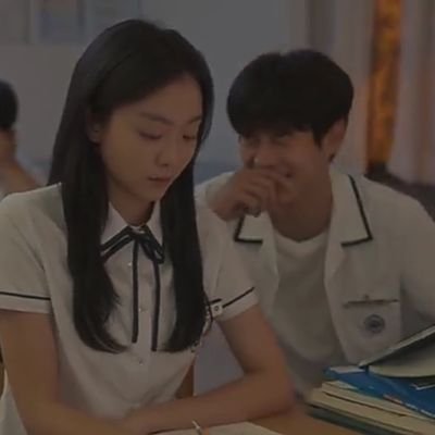 i needed this account so that I can talk about kdramas in peace
cw: hometown cha cha cha, Dali and the cocky prince, mad for each other
