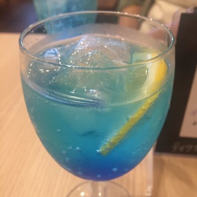 JK51306025's profile picture. 音楽が大好き JーPOPもKーPOPも届けたい思いは同じ😌ジャンルで音楽を聴く時代は終わったね ＃YESUNG #SuperJunior #いつも心にスーパージュニア #ELF 💙