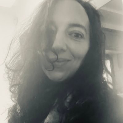 s_njllh's profile picture. J'aime l'écriture et ce qui sort des sentiers battus. Fan de voyages avant 2020, sédentaire depuis. Mes tweets n’engagent que moi et personne d’autre.