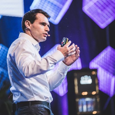 Author, keynote speaker, and banker. | Writing about #blockchain, #tech, #banking, #finance, and #fintech | Publishing https://t.co/uLUxijCpuP